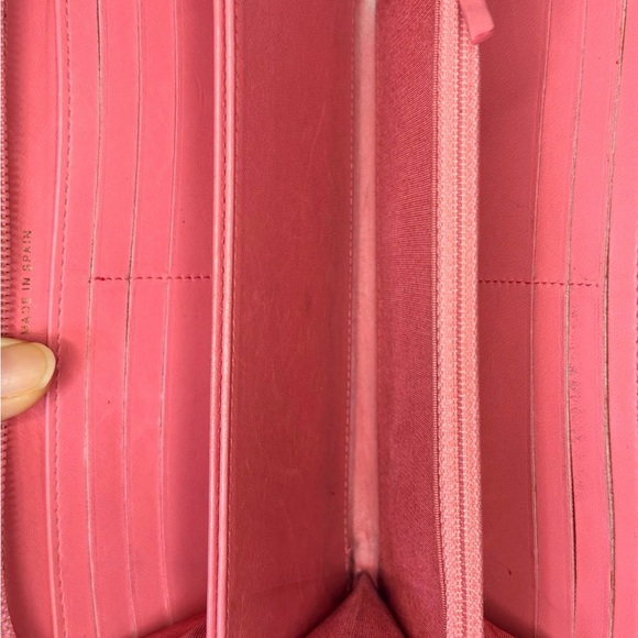 Chanel Pink Quilted Wallet on Chain - Picture 8 of 11
